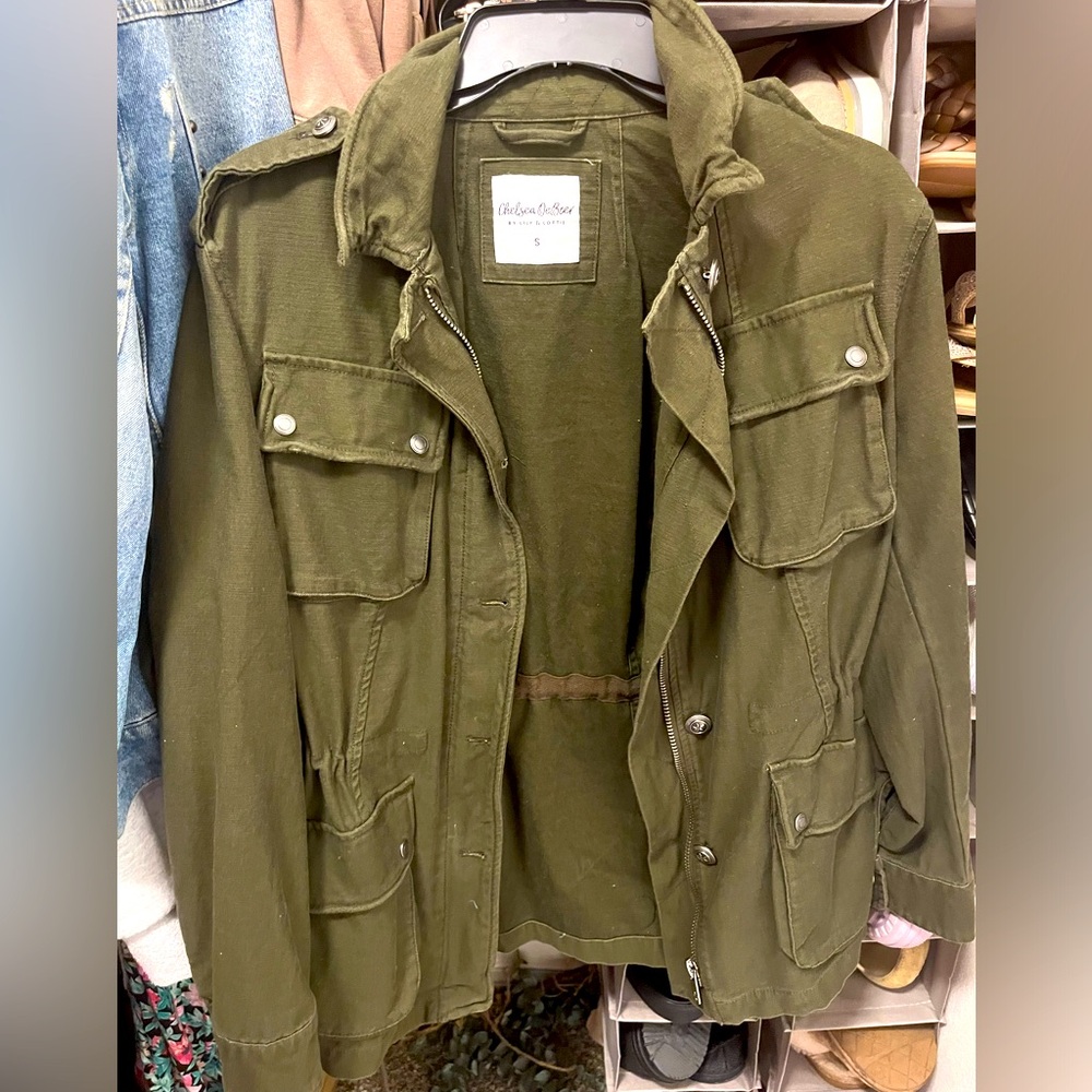 Chelsea's DeBoer Army Green Utility Jacket